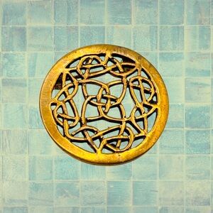 Vintage Bronze Irish Celtic Knotwork Four Seasons Brooch Estate Piece